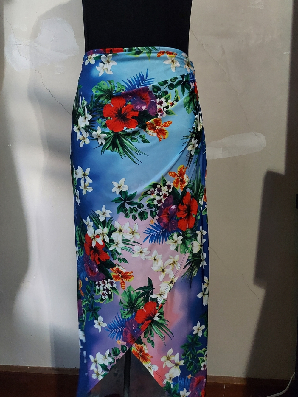 Boston Proper Women’s Blue Floral Sarong Wrap Swim Cover